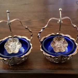 VINTAGE SET OF 2 PRESERVE, SUGAR BOWLS